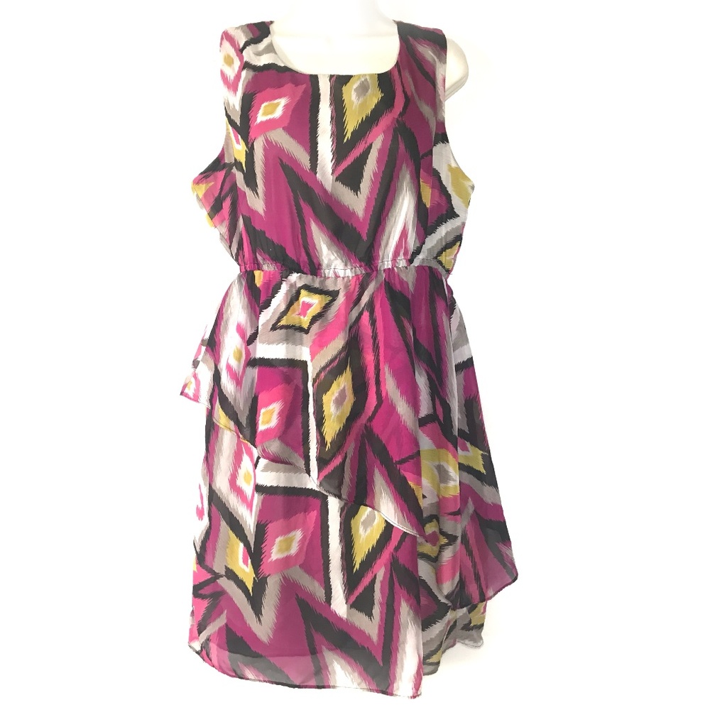 Maddie Geometric Print Draped Dress Pink Pattern